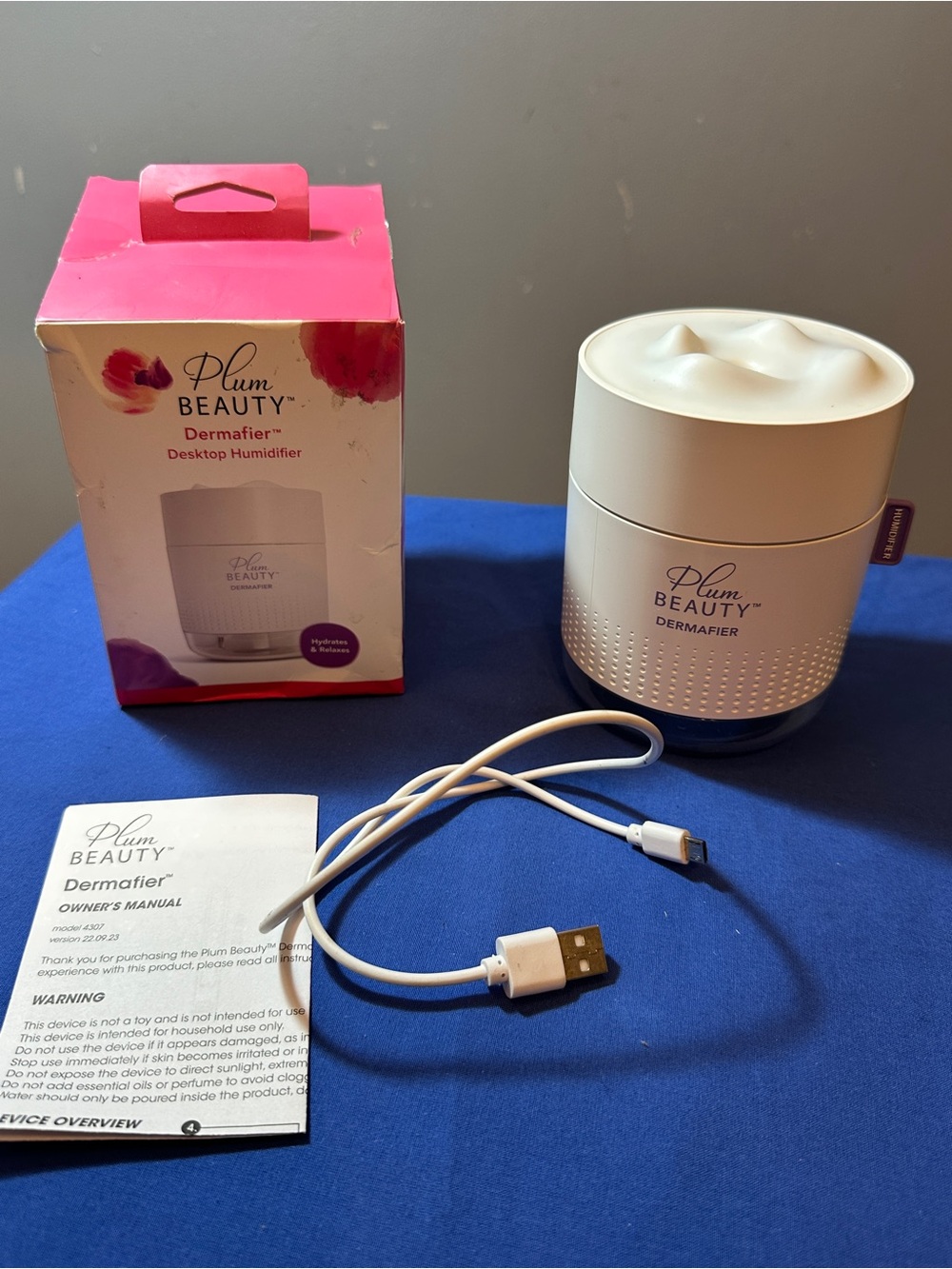 White Dermafier Facial Steamer - Portable USB Hydrator